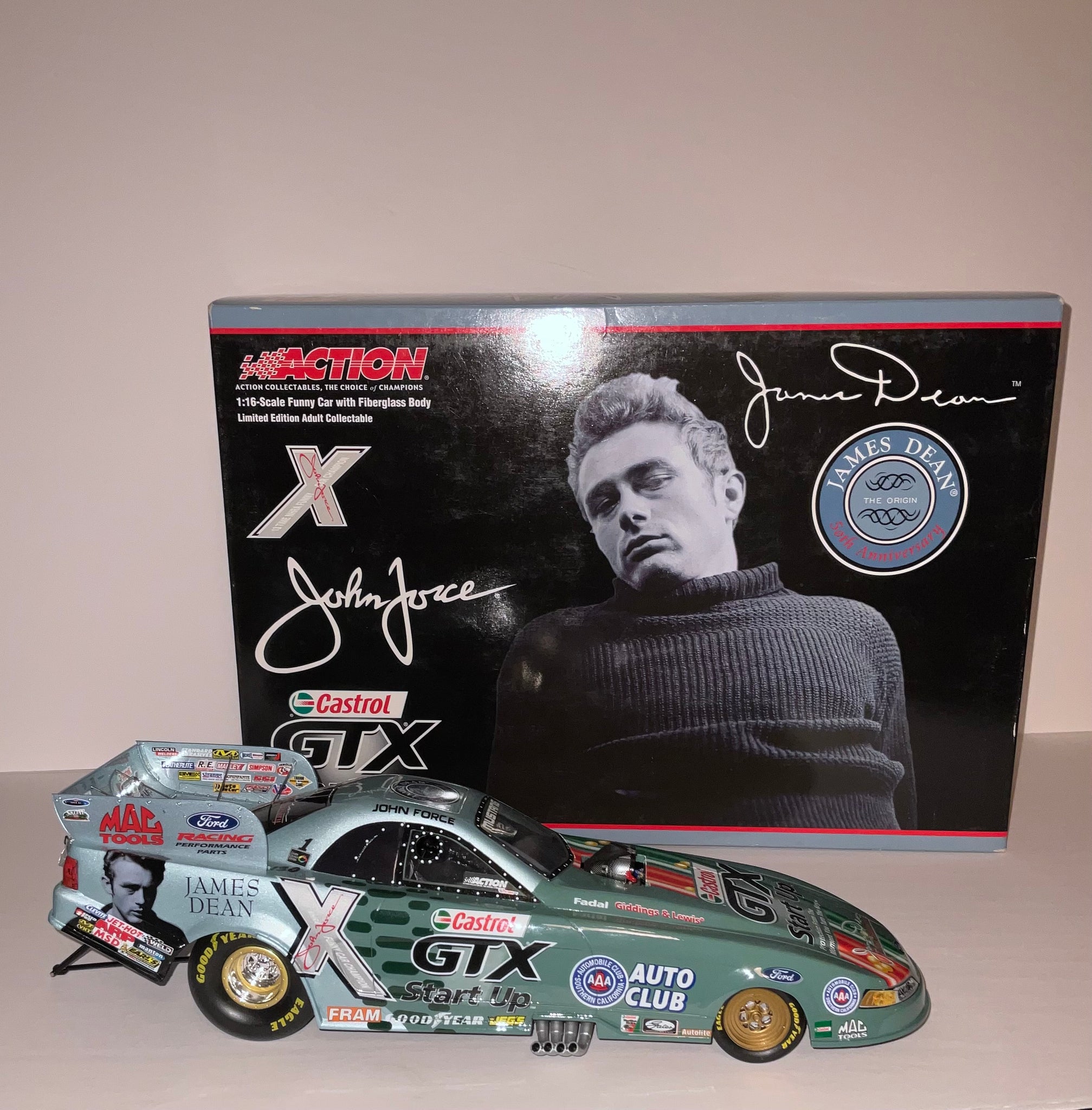 JOHN FORCE 2005 CASTROL GTX START UP JAMES DEAN 50th